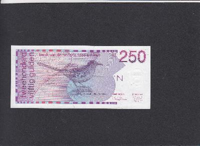 Beschrijving voorzijde: BIRD